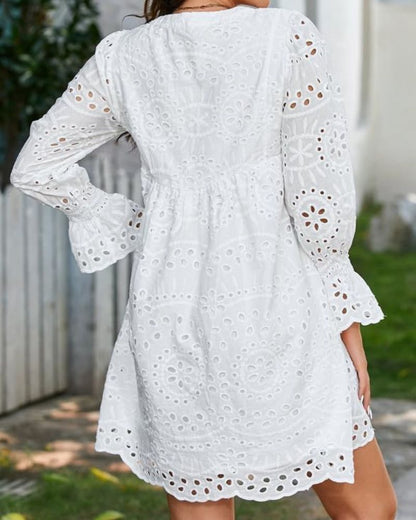 Paisley - Élégante robe midi avec découpes