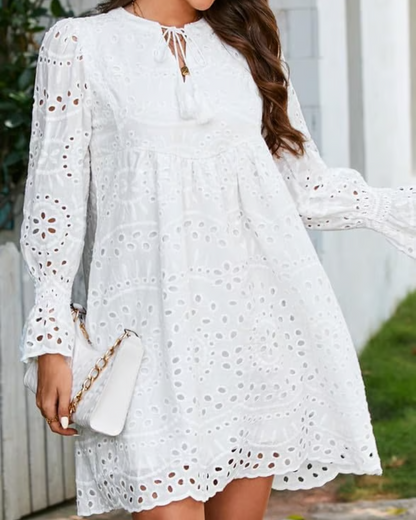 Paisley - Élégante robe midi avec découpes