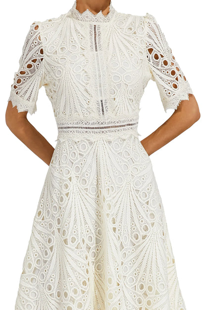 Hallie | Robe Midi en Dentelle