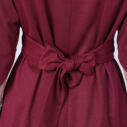 Robe élégante avec manches bouffantes