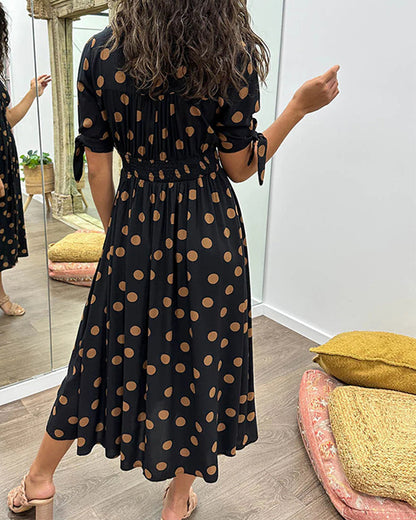 Maria | Robe à Pois avec Boutons