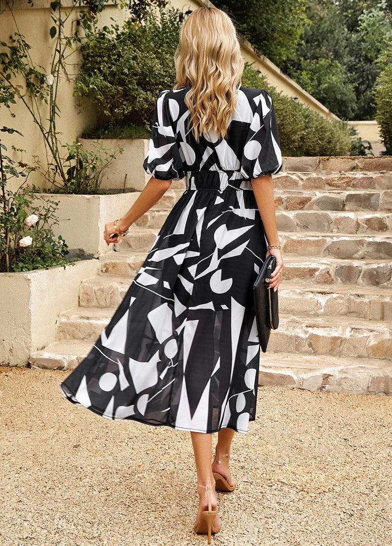 Flore - Robe Élégante avec Motif Floral