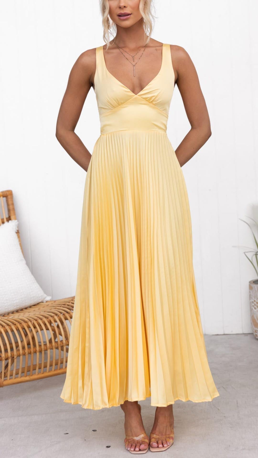 CERISE - ROBE MAXI PLISSÉE ÉLÉGANTE