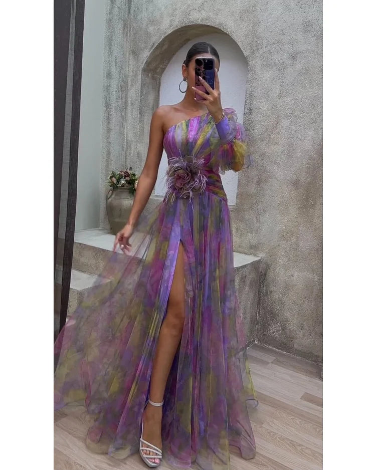 Cecelia | Robe Élégante à Manche Asymétrique et Fente