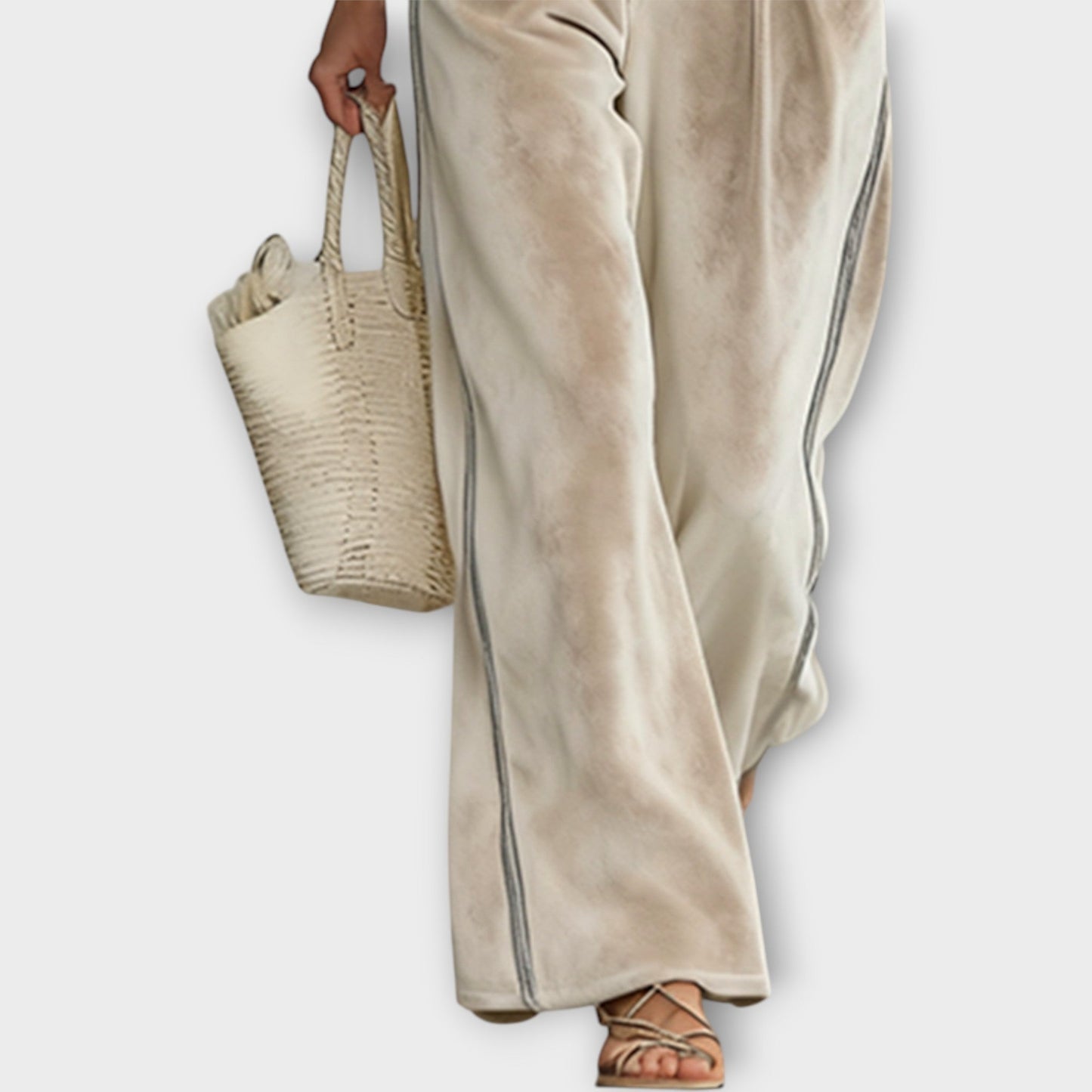 Ensemble en Tricot Supérieur avec Finition Contrastante et Pantalons en Velours Lounge