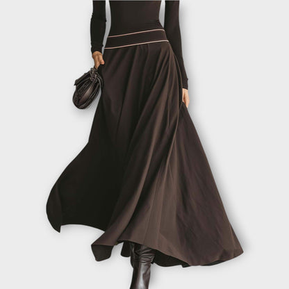 Robe Maxi Élégante avec Col Montant