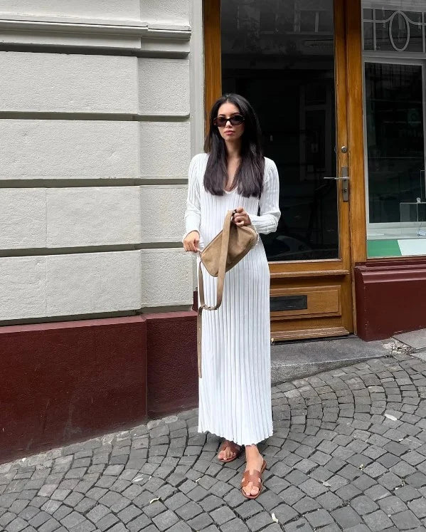Sara - Nouvelle Robe Midi en Tricot