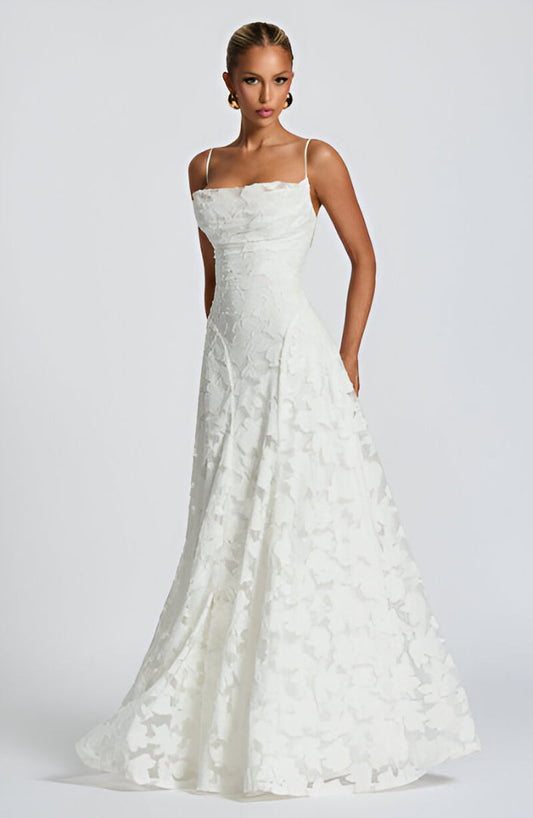 Alona - Robe Maxi à Corset en Dentelle Élégante