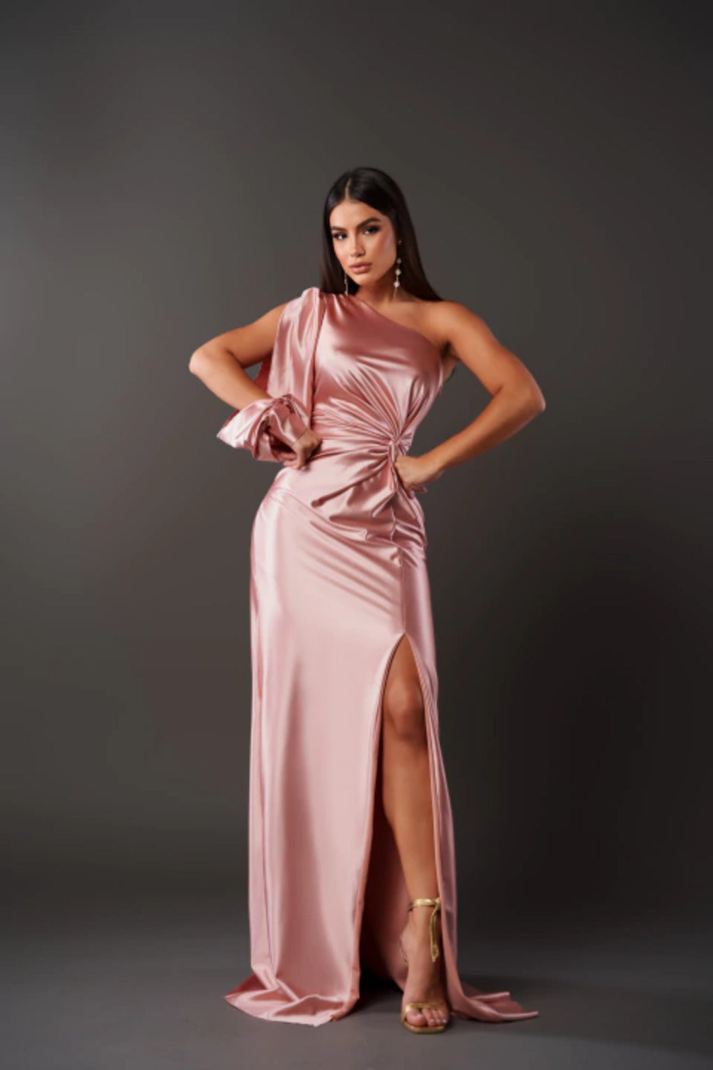 Isabelle - Robe Élégante avec Finesse